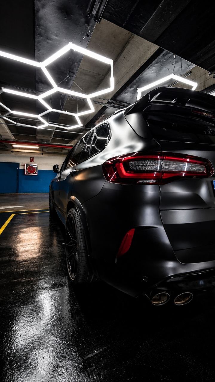 BMW X5 M40i exterior photograph, Cavalma Marbella - 3 / 6