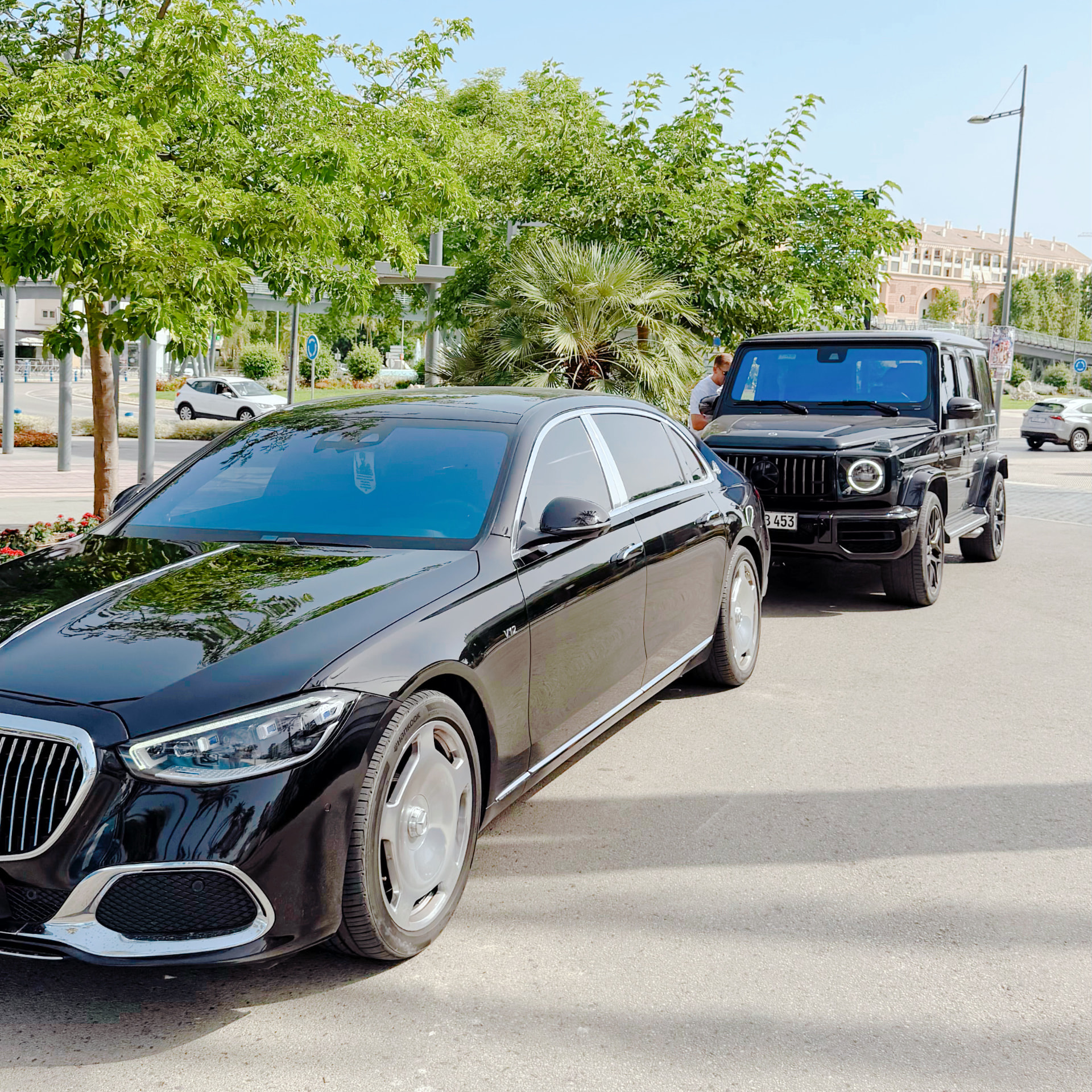 Mercedes-Maybach - Exterior · Arrival
