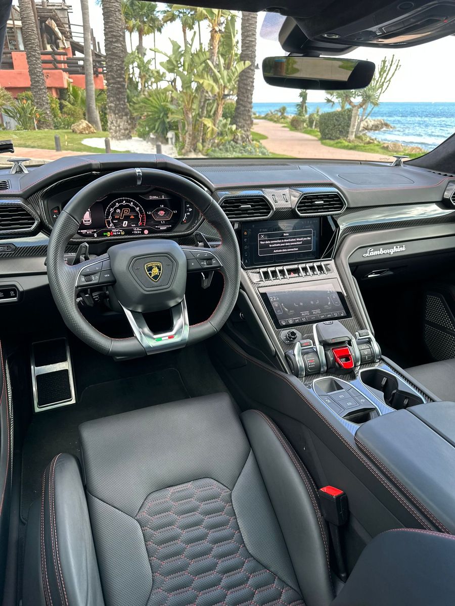 Lamborghini Urus