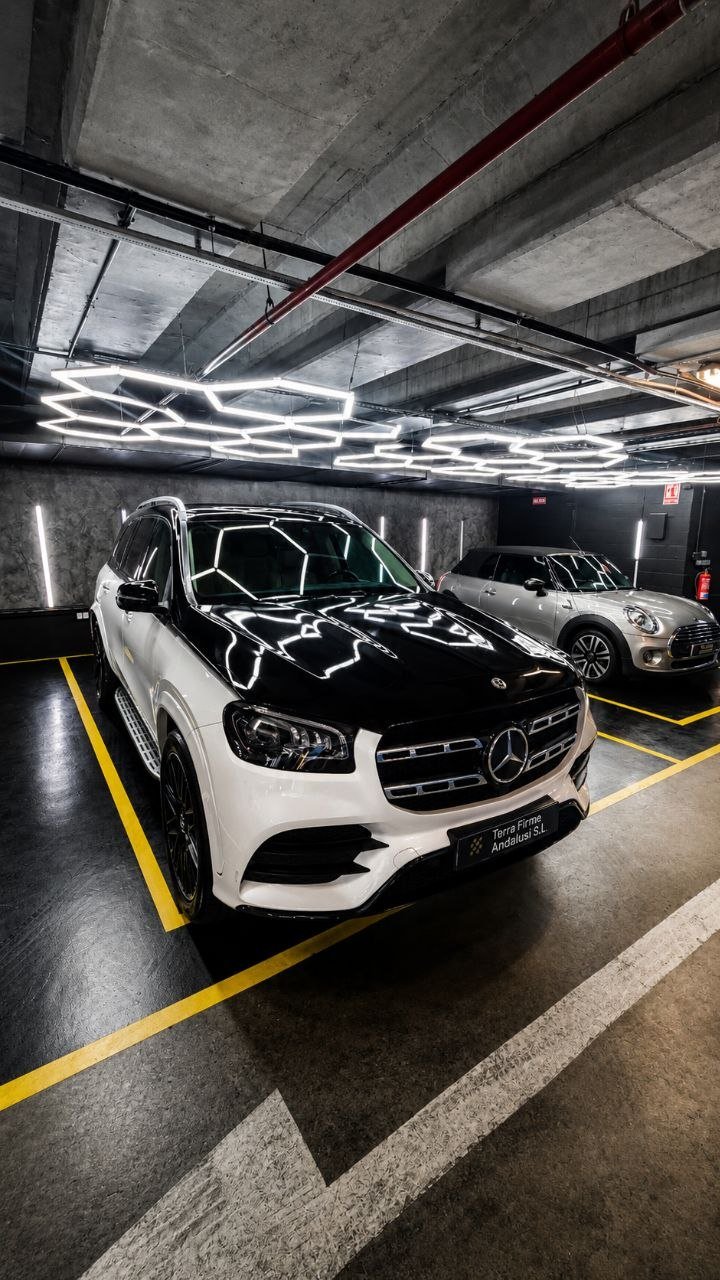صورة خارجية لسيارة Mercedes-Benz GLS 450d، Cavalma ماربيا