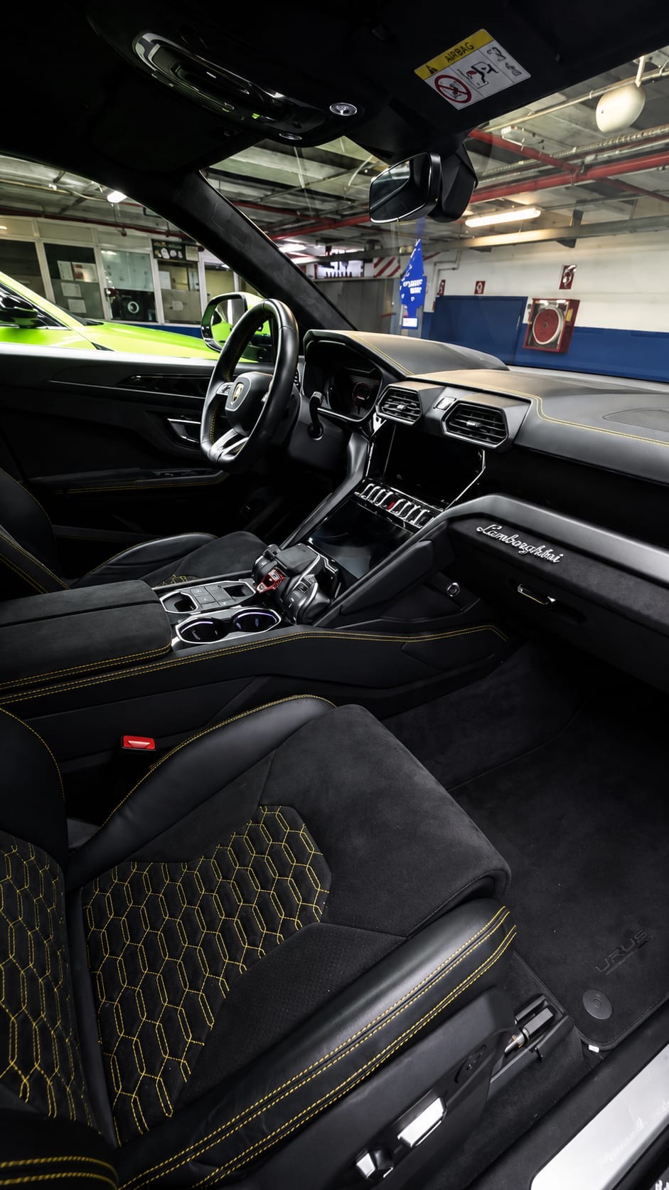 Lamborghini Urus S, vista frontal tres cuartos, Cavalma Marbella - 5 / 8