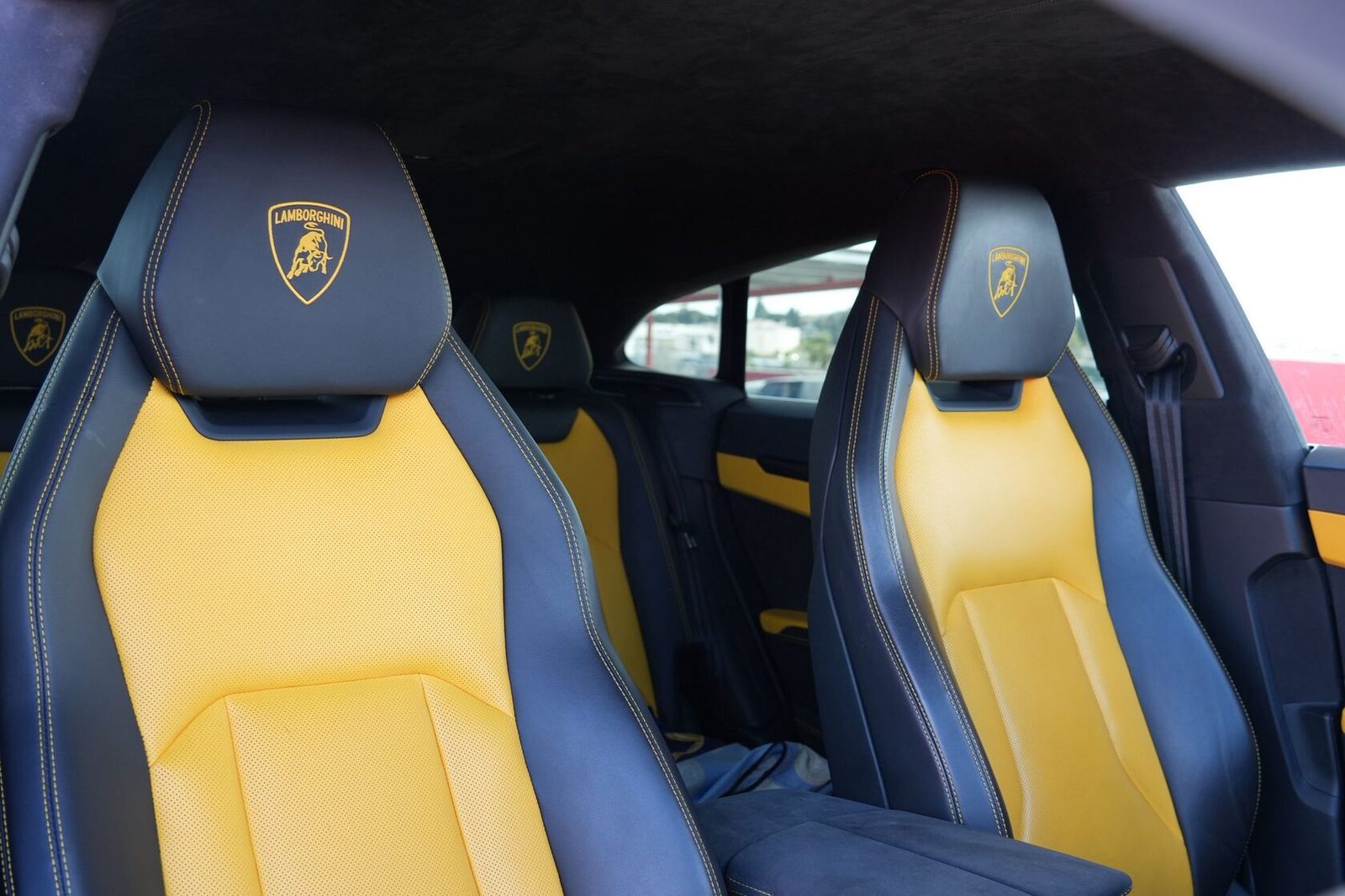 Lamborghini Urus - 5 / 5