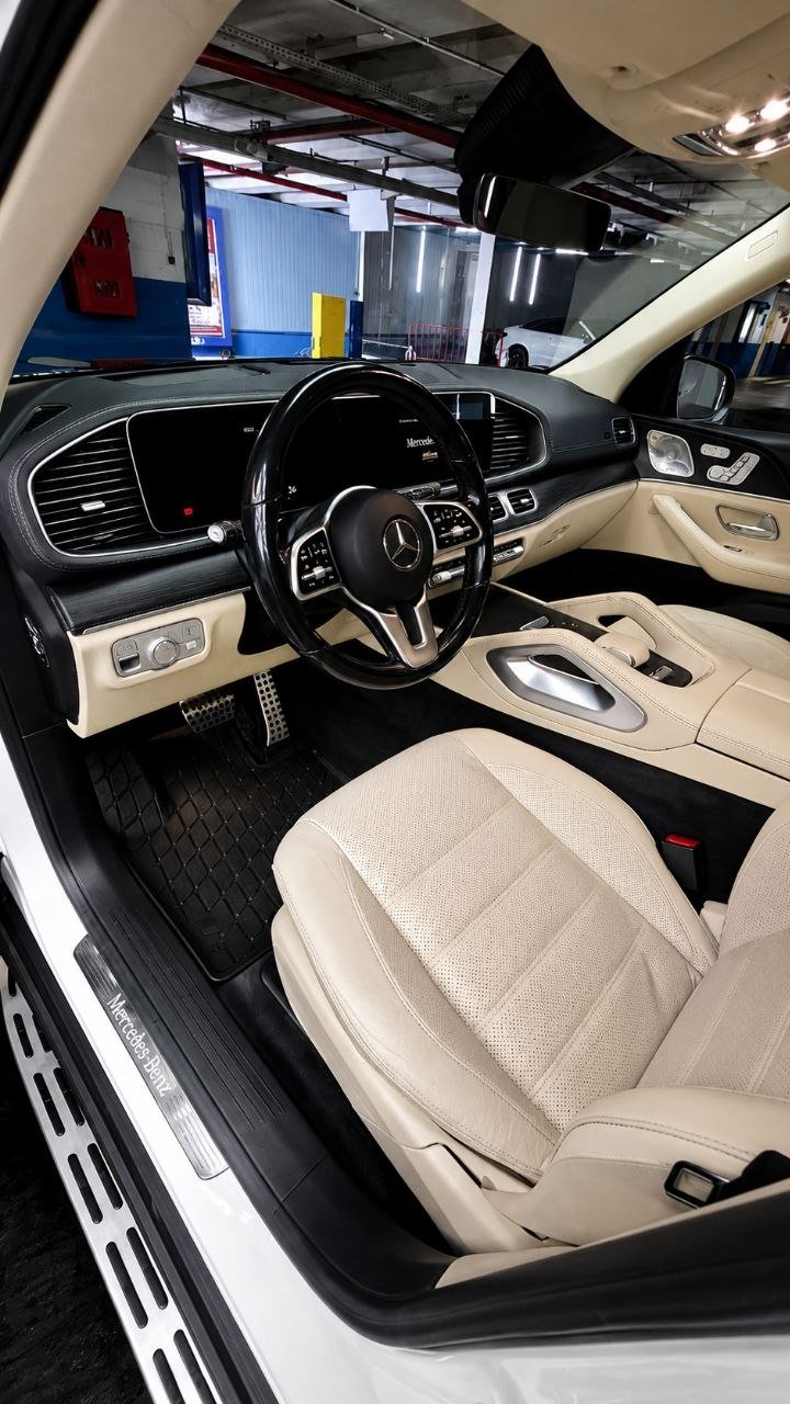 صورة خارجية لسيارة Mercedes-Benz GLS 450d، Cavalma ماربيا - 3 / 6